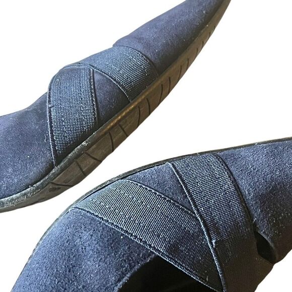 Stuart Weitzman Navy Blue Suede Leather Pointed Toe Kitten Heel Pump 8 W 8.5 - Picture 8 of 13